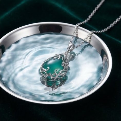Emerald Forest Vine Teardrop Pendant Necklace